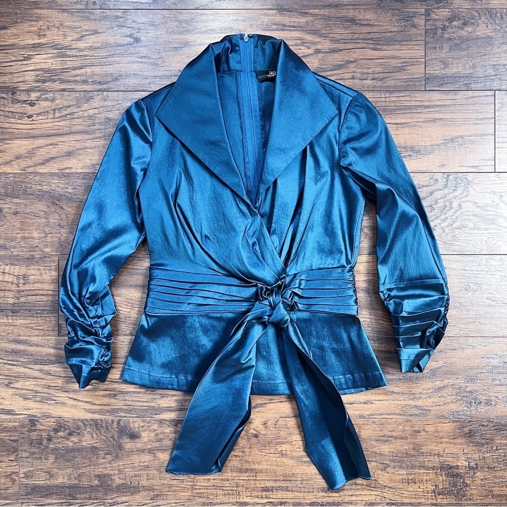 TADASHI • Stretch Taffeta Blouse teal blue ruched sleeve tie waist wing collar